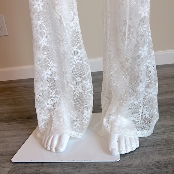 Women’s Mid-rise Flare Sheer Lace Pants. - Picture 4 of 7